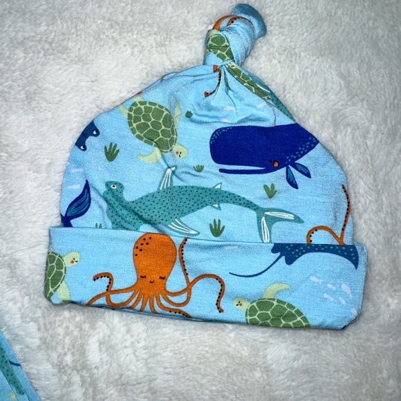 🐳🐙Like New LS Marine Life Swaddle Set🐙🐳 - Picture 4 of 5
